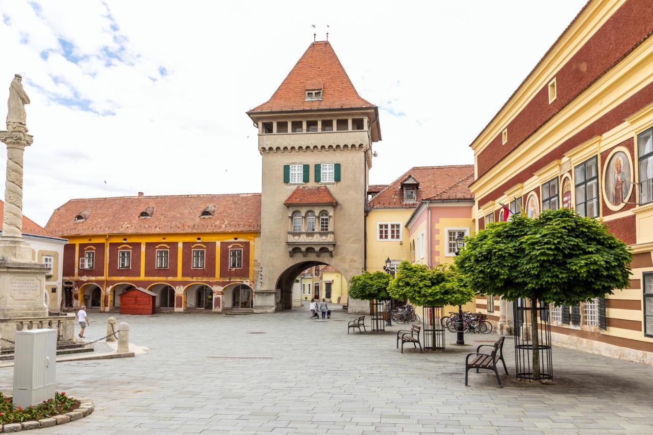 Benedict Hotel Koszeg Exterior photo